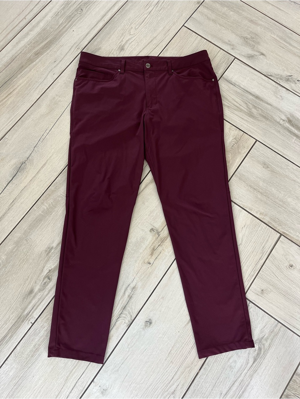 Men's Lululemon Burgundy Chino Pants Size 36